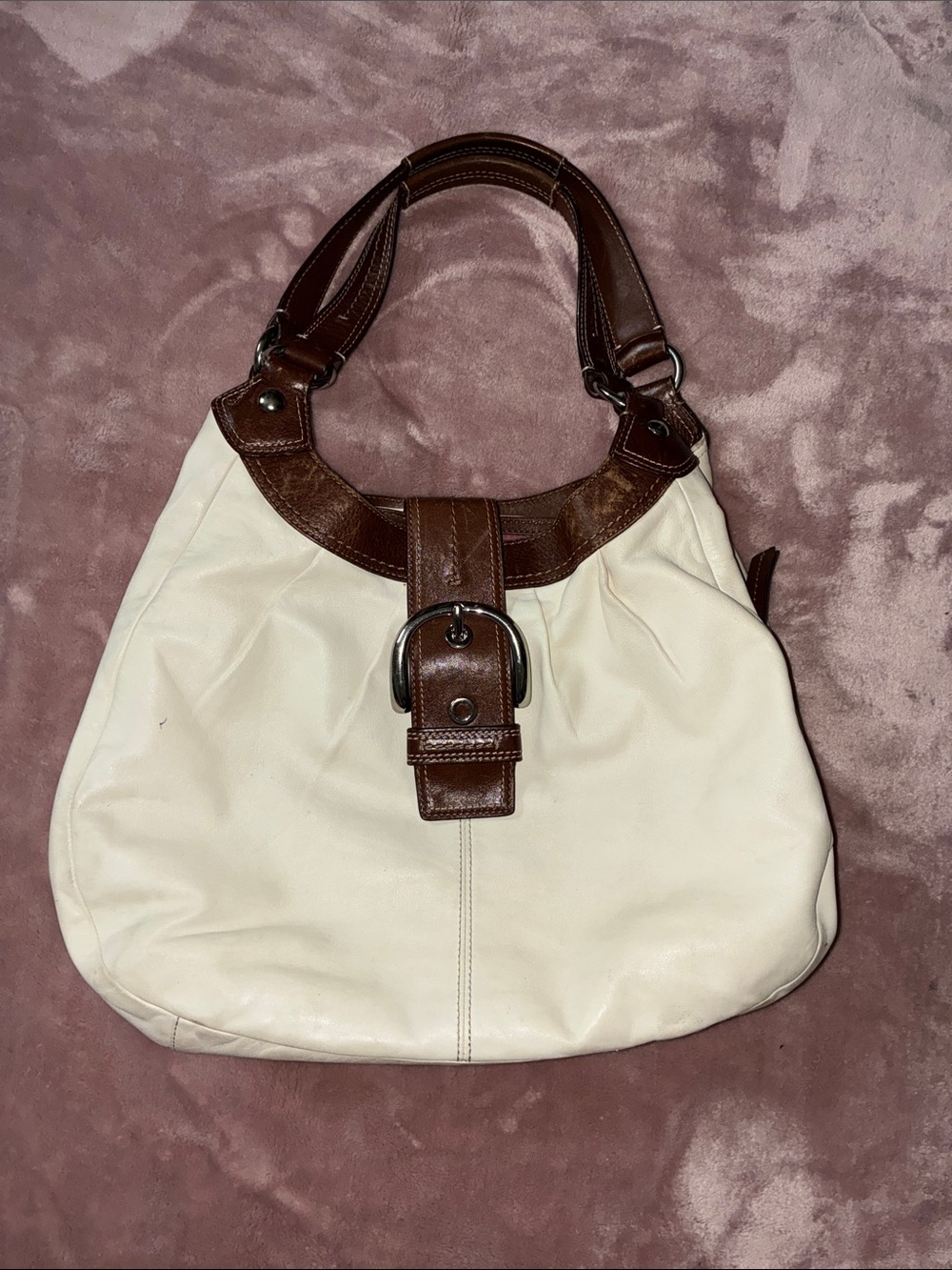 Coach Hobo Bag look at all photos for call outs